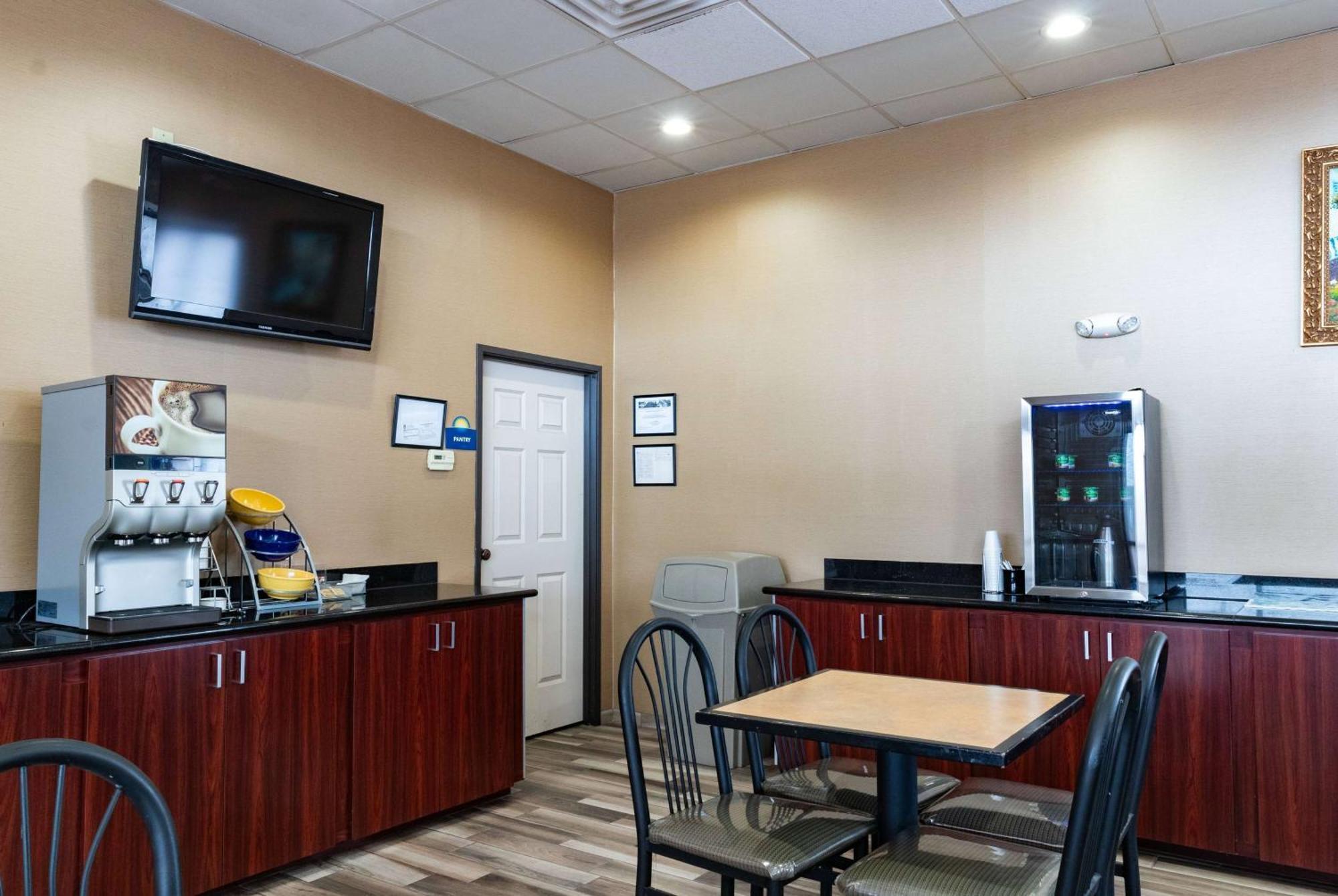 Days Inn By Wyndham N.W. Medical Center San Antonio Eksteriør billede